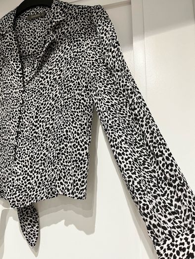Oasis animal print cropped shirt (Size 10)