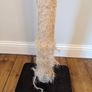 cat scratching post Image 3