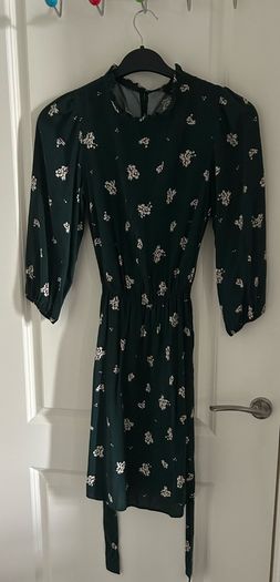 New Look Green Floral midi dress BNWT