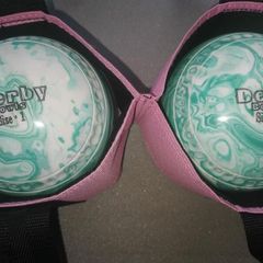 Lawn Short Mat Bowls & Jacks.