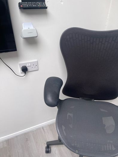 Herman Miller Mirra 2 Office Chair