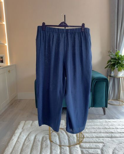Ladies Lightweight, Elastic-waist Navy Trousers from Shein Curve
