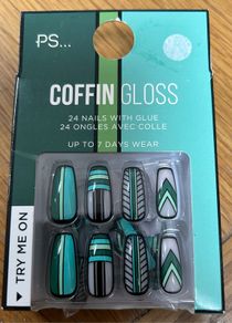 False nails
