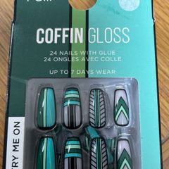 False nails