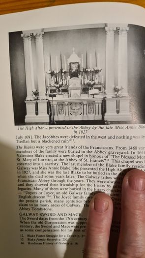 GALWAY. The History Of Saint Francis Parish GALWAY. By Mary  Naughten.  In Good Condition. Paperback.
