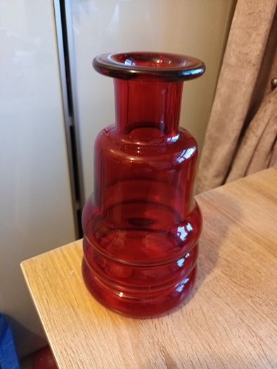 designer Conran vase
