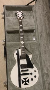 Esp Ltd James Hetfield Iron Cross guitar