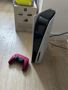 PlayStation 5 (PS5) Disc Edition + DualSense Controller