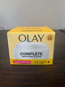 Olay Complete Moisturise & Glow Day Cream
