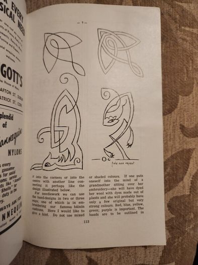 The Irish Countrywoman Official Year Book 1963-1964. Bantrace Na Tuata. Paperback In Good Condition.