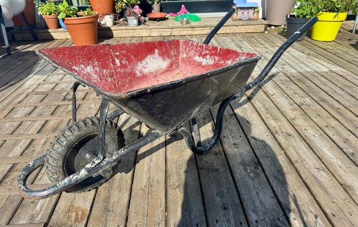 Wheelbarrow