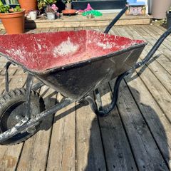 Wheelbarrow