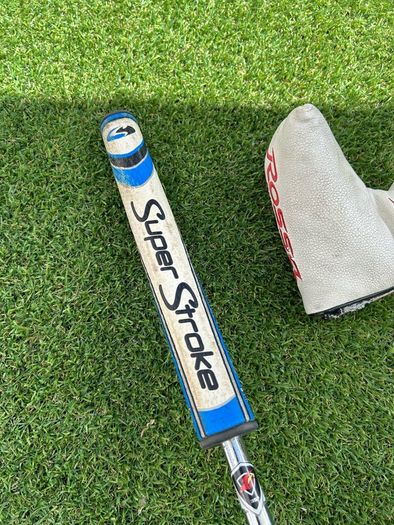 Full set of golf clubs