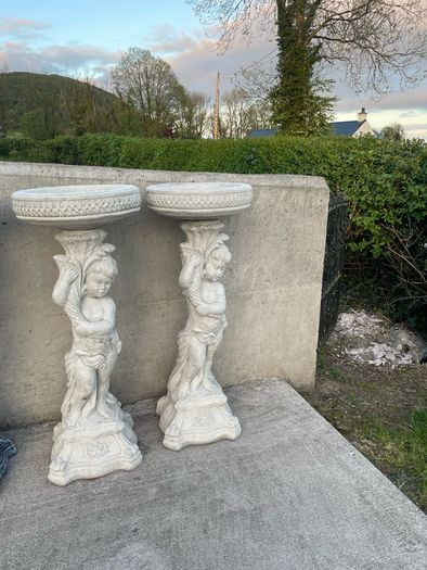 garden ornaments