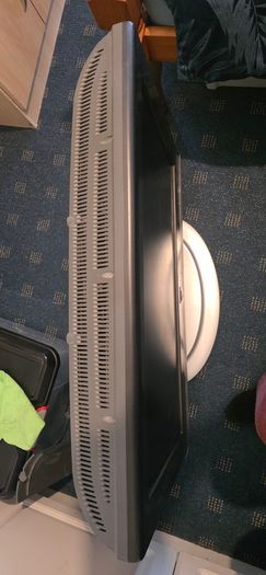 32" Flat screen tv