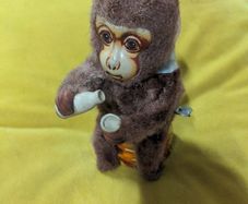 VINTAGE Wind Up Drinking Monkey Toy