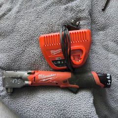 Milwaukee M12 right impact wrench
