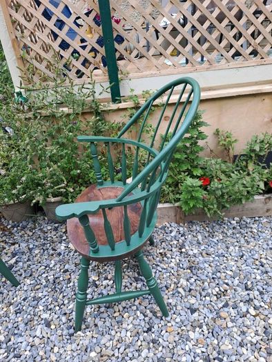 Sack back windsor chairs