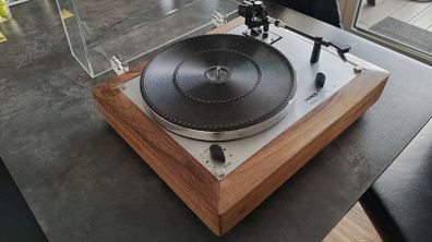 Thorens TD 146