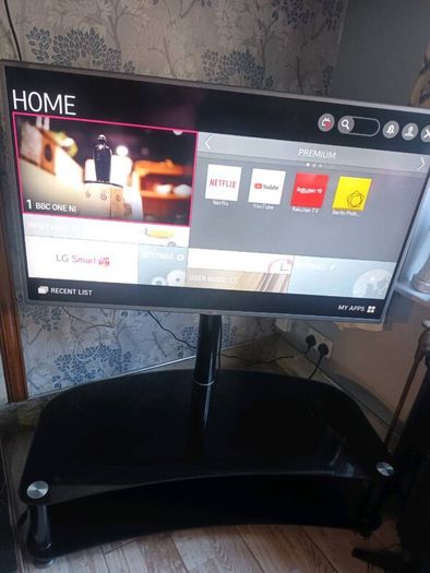 Lg tv  50" & stand