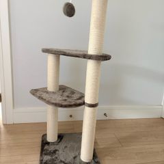 Cat tree
