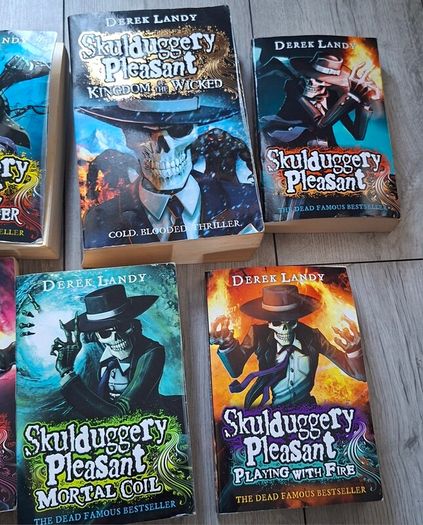 Derek Landy books