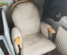 Babylo Nursing Chair - FREE