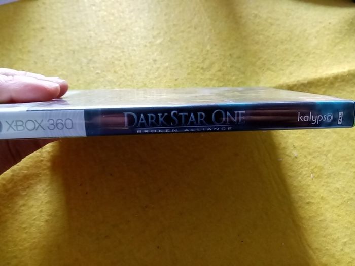 Dark star one Broken alliance Xbox 360 games Original