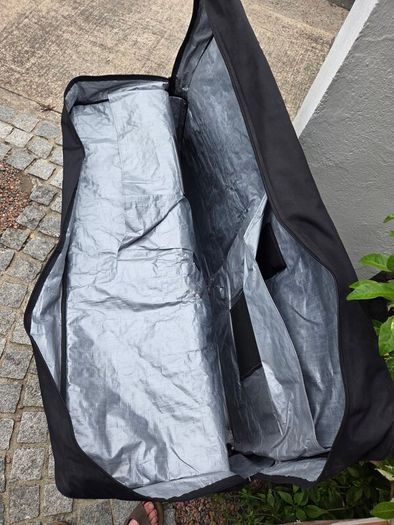 DHB Elstead Wheeled Bike Bag