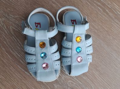 18M-2Y NEW Leather Baby Girl Sandals - Size 22 Summer