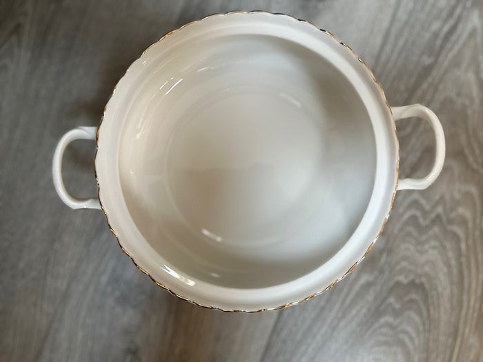 Royal Albert For All Seasons Parkland Covered Vegetable Bowl