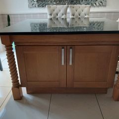 Marble kitchen Table/Island with 6 Stools