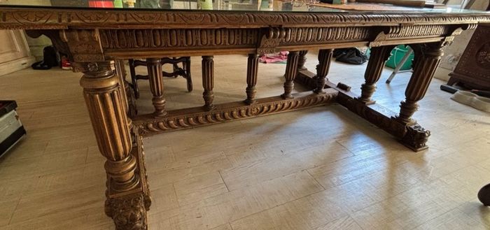 Antique Italian 16th Century Renaissance  Dining Table  Aone of a kind Beautiful Oak and Walnut