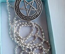 Pentegram Necklace Freepost