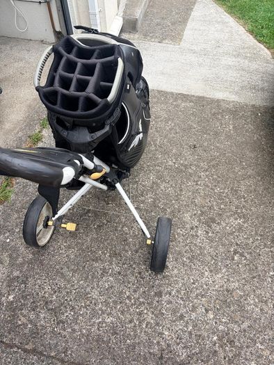 Golf Ping Golf Bag & Push Trolley