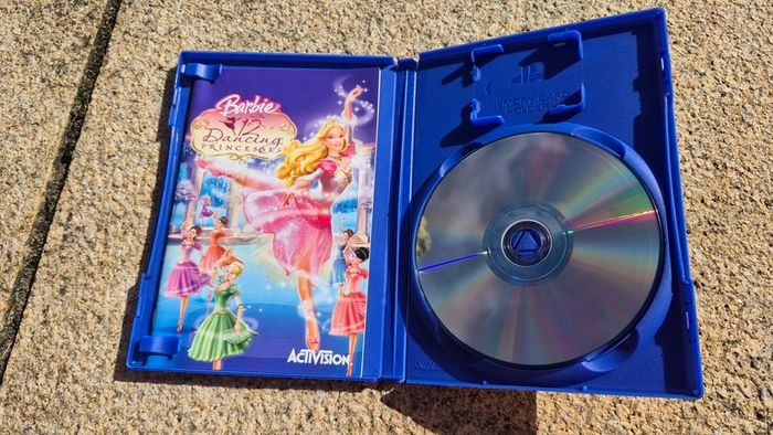 PlayStation 2 Gran Turismo 3. Crazy Taxi. Barbie