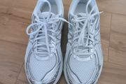 men shoes oasics, size 42, UK 7.5, like new