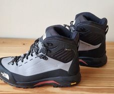 Hiking boots : North Face