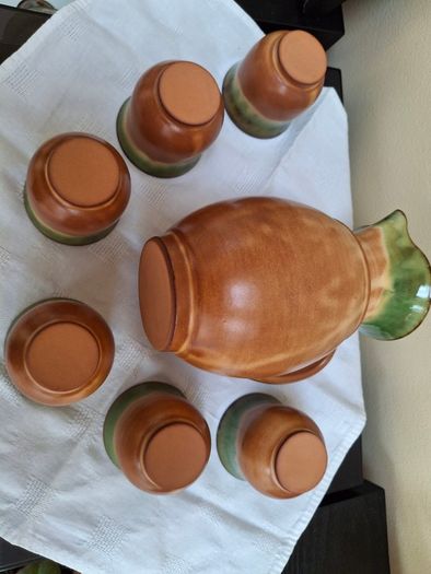 Pottery Drinks Set