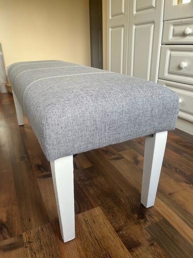 Ottoman/end of bed bench
