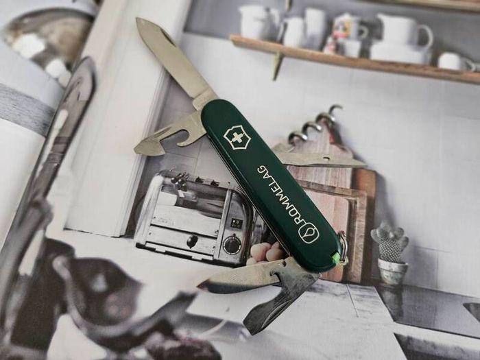 Vintage Victorinox Tourist 84mm Swiss Advertising Collectable Swiss Army Knife