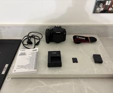 canon eos 2000d with 128gb sd card