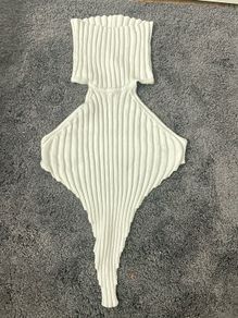 Small White backless top