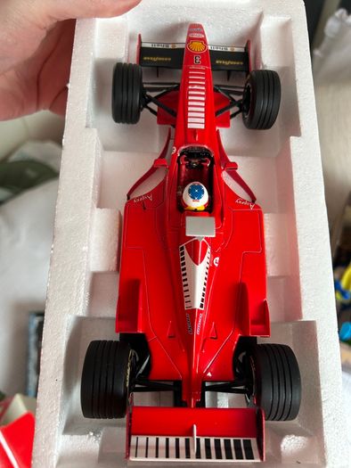 Paul's Model Art Ferrari F300 1:18 scale - Michael Schumacher