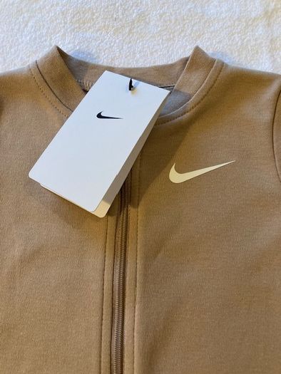 Nike baby coverall. Age 9m. Size 68-74cm, 8.4-10kg. New