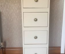 Tallboy / Slim Chest of Drawers