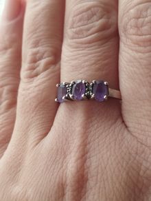 Sterling silver ring with amethysts (trilogy).