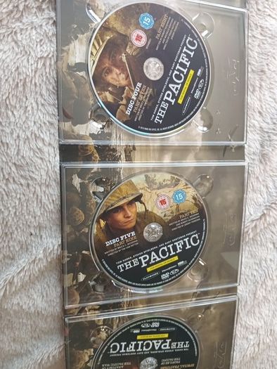 The pacific dvd box set steel tin