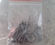 20 Peice Size 2/0 fishing hooks