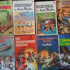 Assorted vintage Enid Blyton paperbacks